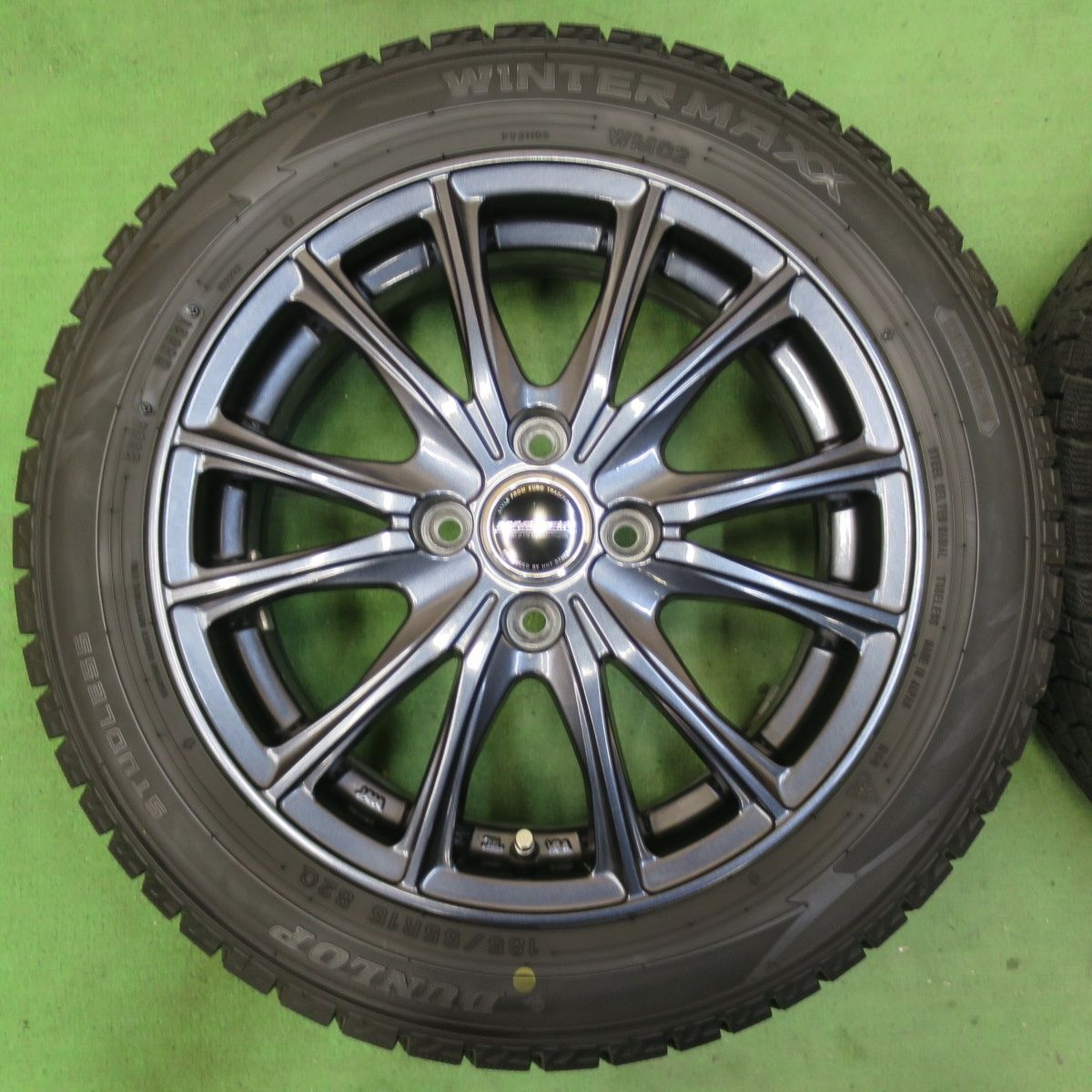 185|55R15 ダンロップ