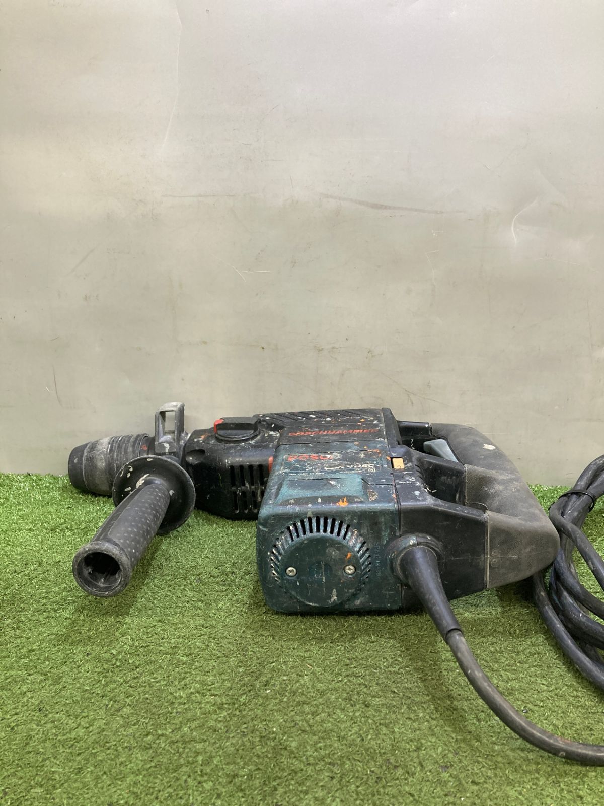 品 0921 BOSCH ボッシュ 電子ハンマードリル GBH 4 DSC