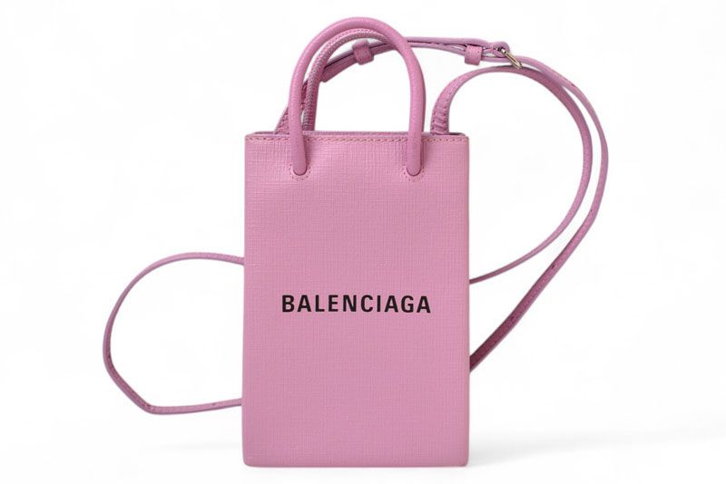 BALENCIAGA バレンシアガ フォンホルダー ショルダー ミニショッピング バレンシアガから可愛すぎるミニバッグ「フォン ホルダー」が