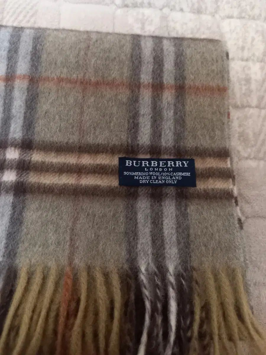 BURBERRY バーバリー ウール|カシミア マフラー ユニセックス ♥