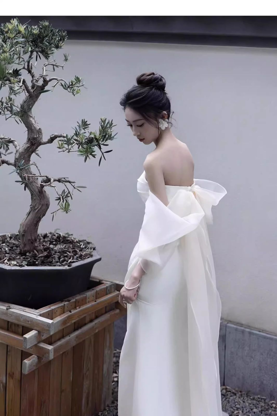 M　ウエディングドレス　フォト　サテン　オフショルダー　マーメイド　二次会 M ウエディングドレス フォト サテン オフショルダー マーメイド