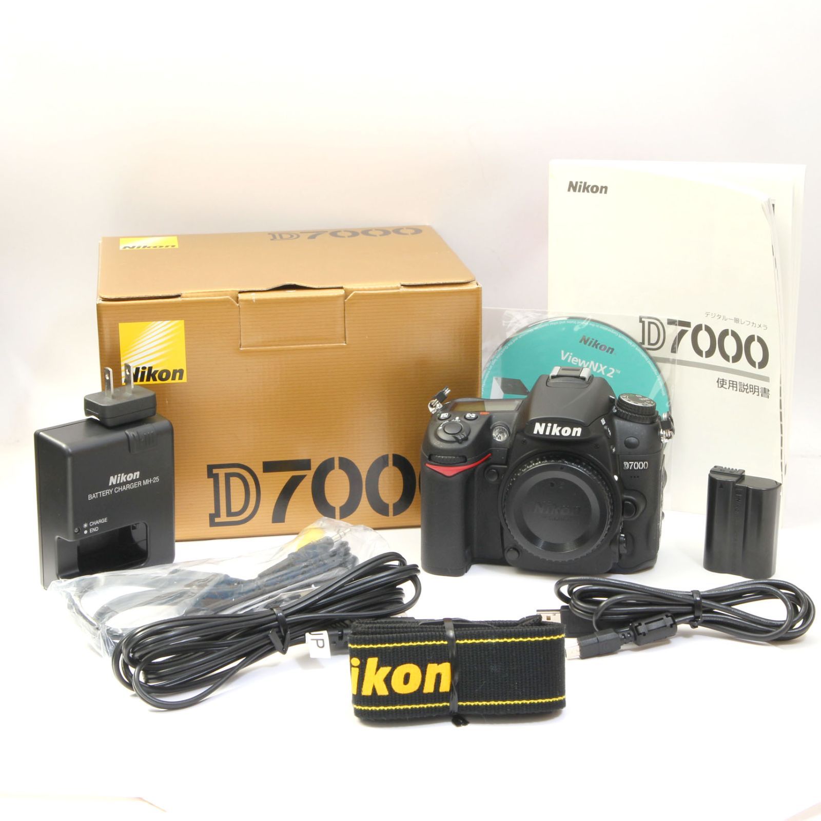 シャッター回数394回！】Nikon ニコン D7000 デジタル一眼レフカメラ 