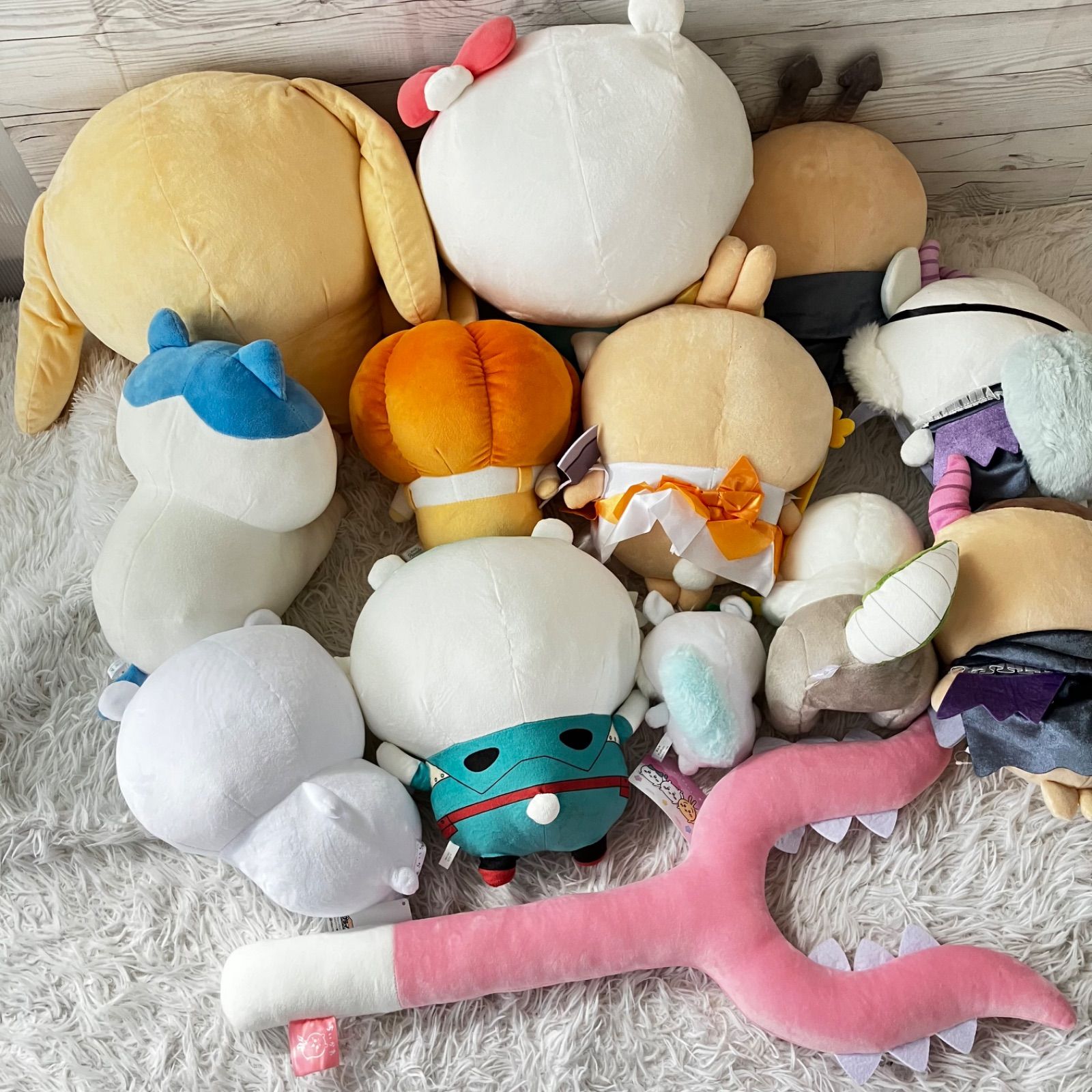 サンリオ　ぬいぐるみ　まとめ売り　 レア品あり ちいかわ ぬいぐるみ 大量まとめ売り サンリオコラボまで タグ