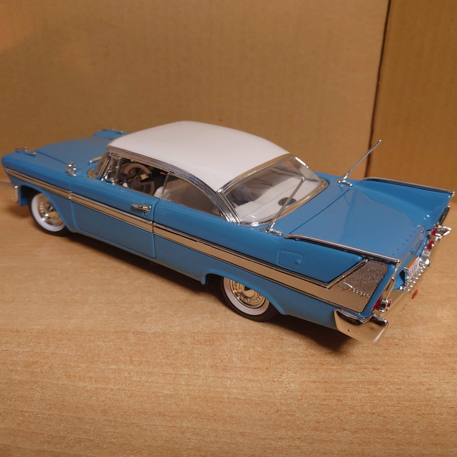 1/18 プリムスフューリー 1958 ライトブルー Plymouth Fury - メルカリ