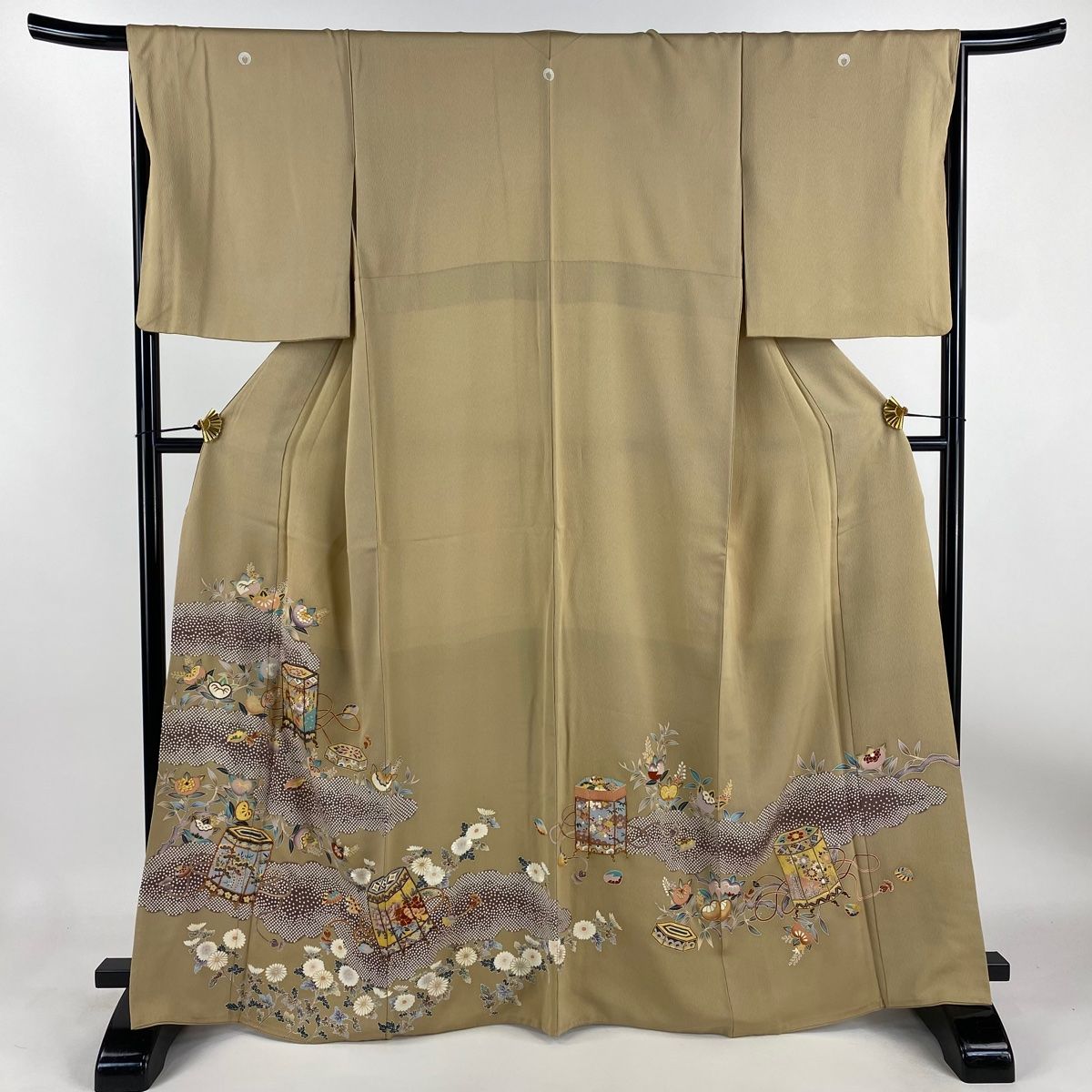【TAMA屋】全て正絹 全て振袖 刺繍 桜 貝桶 花柄 まとめ3点TM1383 □E4145□正絹□黄檗色 全刺繍 花模様 袷 振袖□丈159.5
