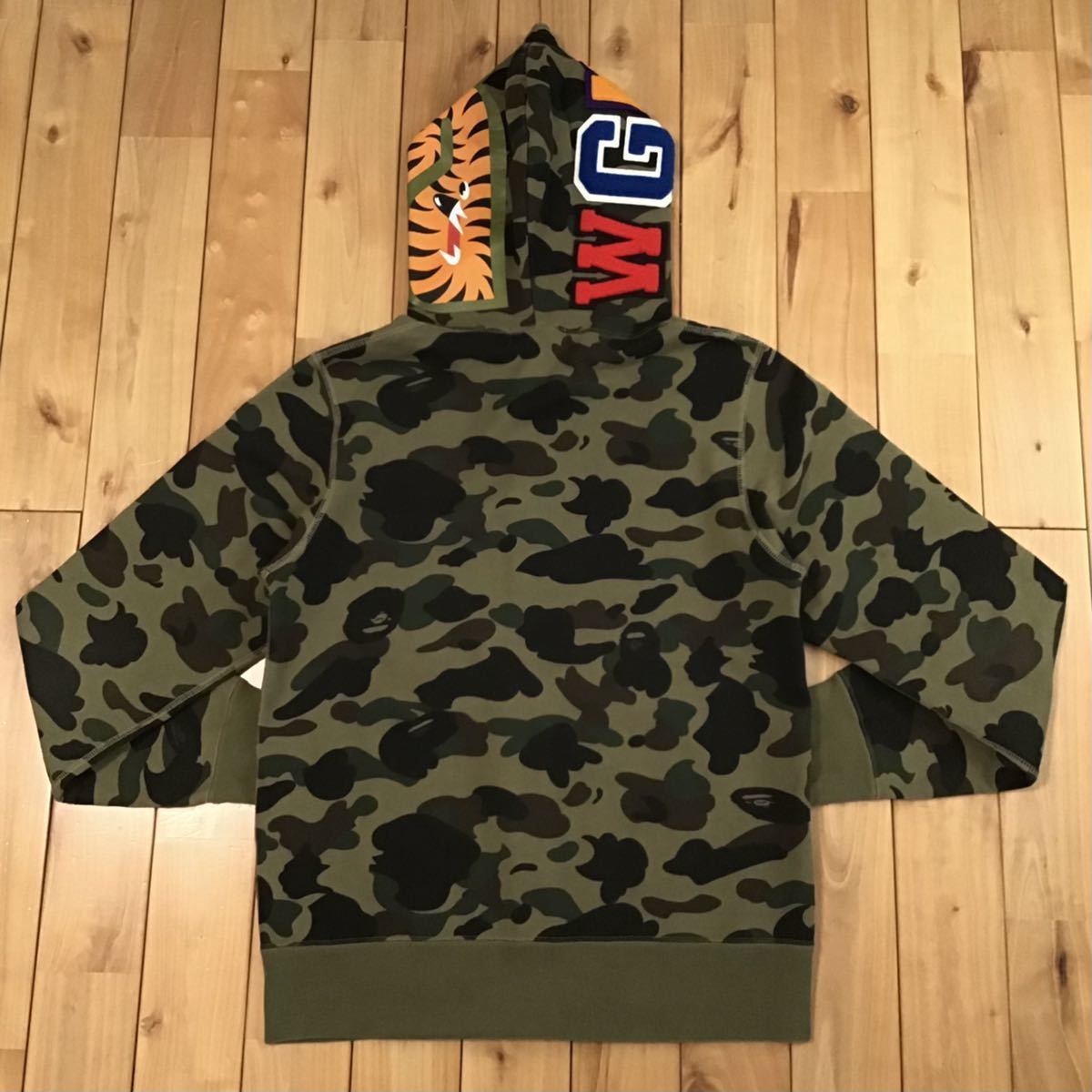 1st camo green シャーク パーカー Mサイズ shark full zip hoodie a