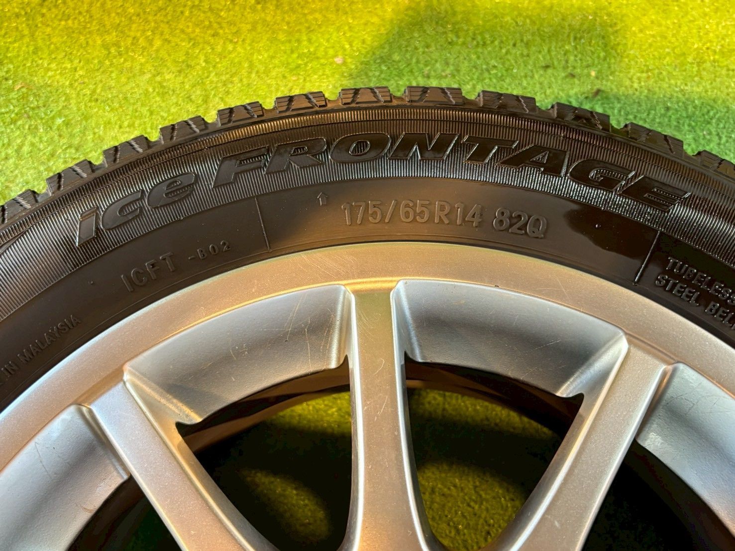 フィアット500 31209 スタッドレスタイヤホイールセット 175 65R14 み FFCRYSTALESIA_COM