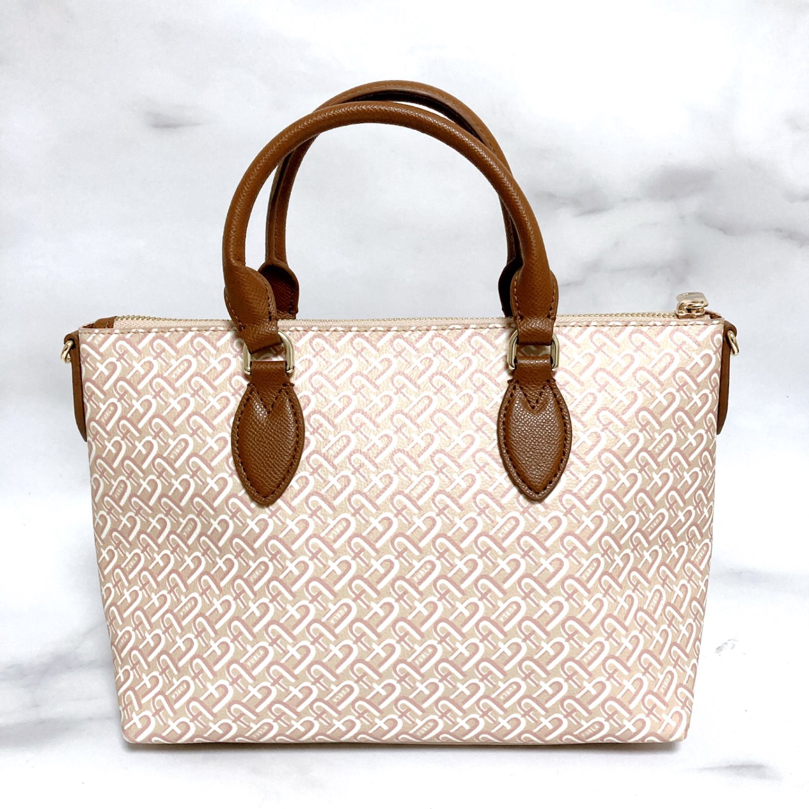 ☆ 【極美品】FURLA フルラ ハンドバッグ 斜め掛け 肩掛け ショルダー 