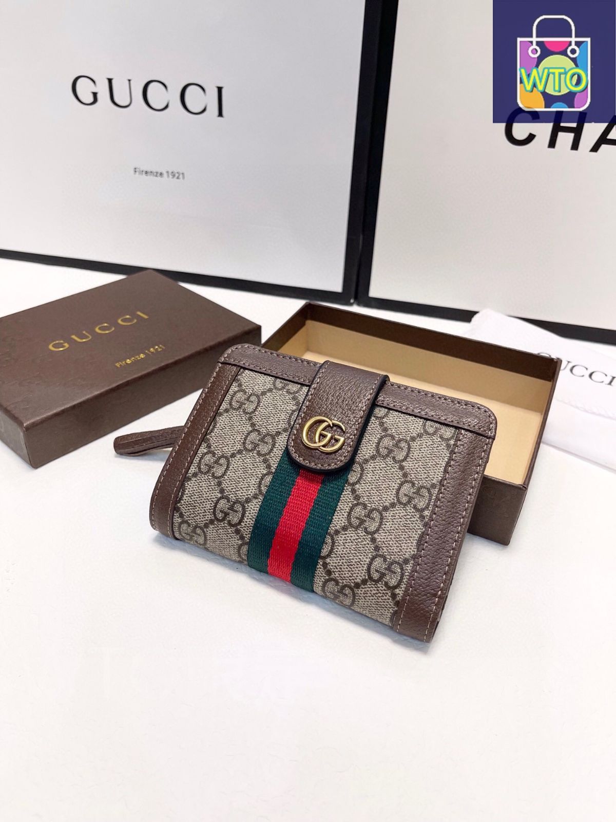 グッチ クラシック三つ折りシリーズ