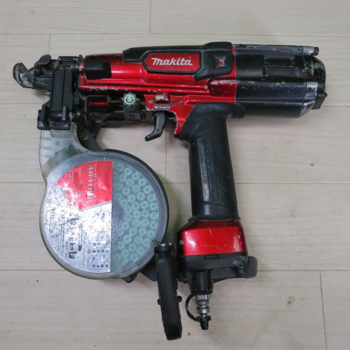 マキタ 41mm 高圧 エア ビス 打ち機 AR411HR エアー ツール 工具 ビス 打機 ねじ ネジ makita
