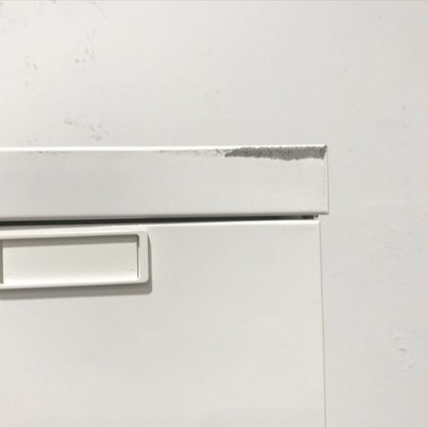 オカムラ ホワイト