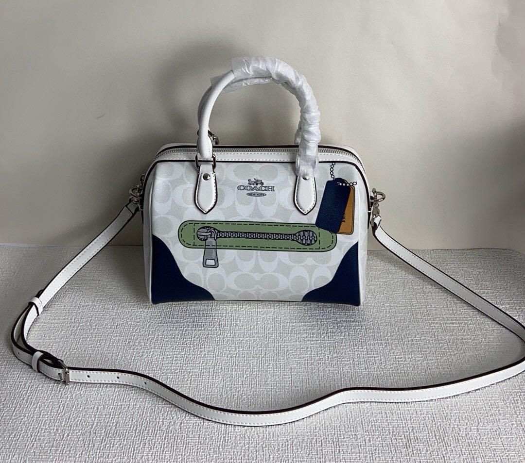 COACH グラフィティ ジップ クロスボディ ボストン クロスボディバッグ  