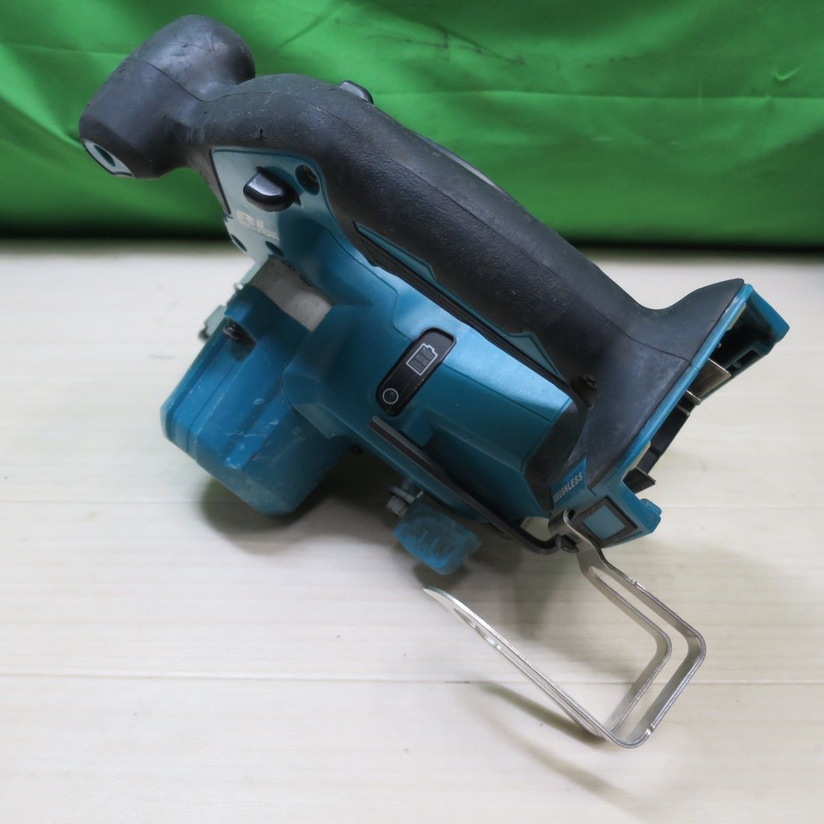 多彩な品揃え。 送料無料 マキタ 150mm 充電式 チップソー カッター CS551D 電動 工具 切断機 18V makita 本体のみ 収納しやすい