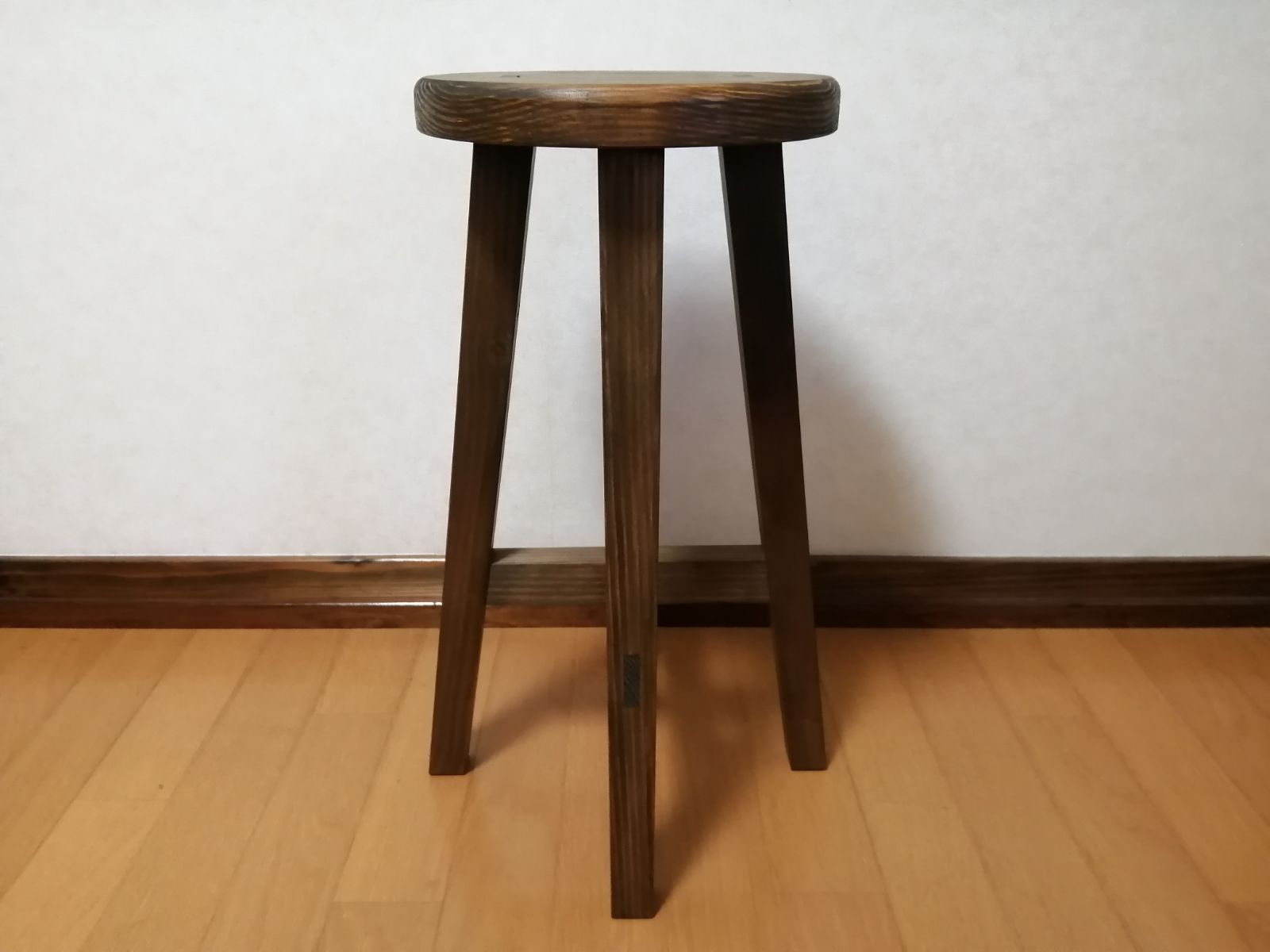 木製スツール 高さ60cm 丸椅子 stool 猫犬 - メルカリ