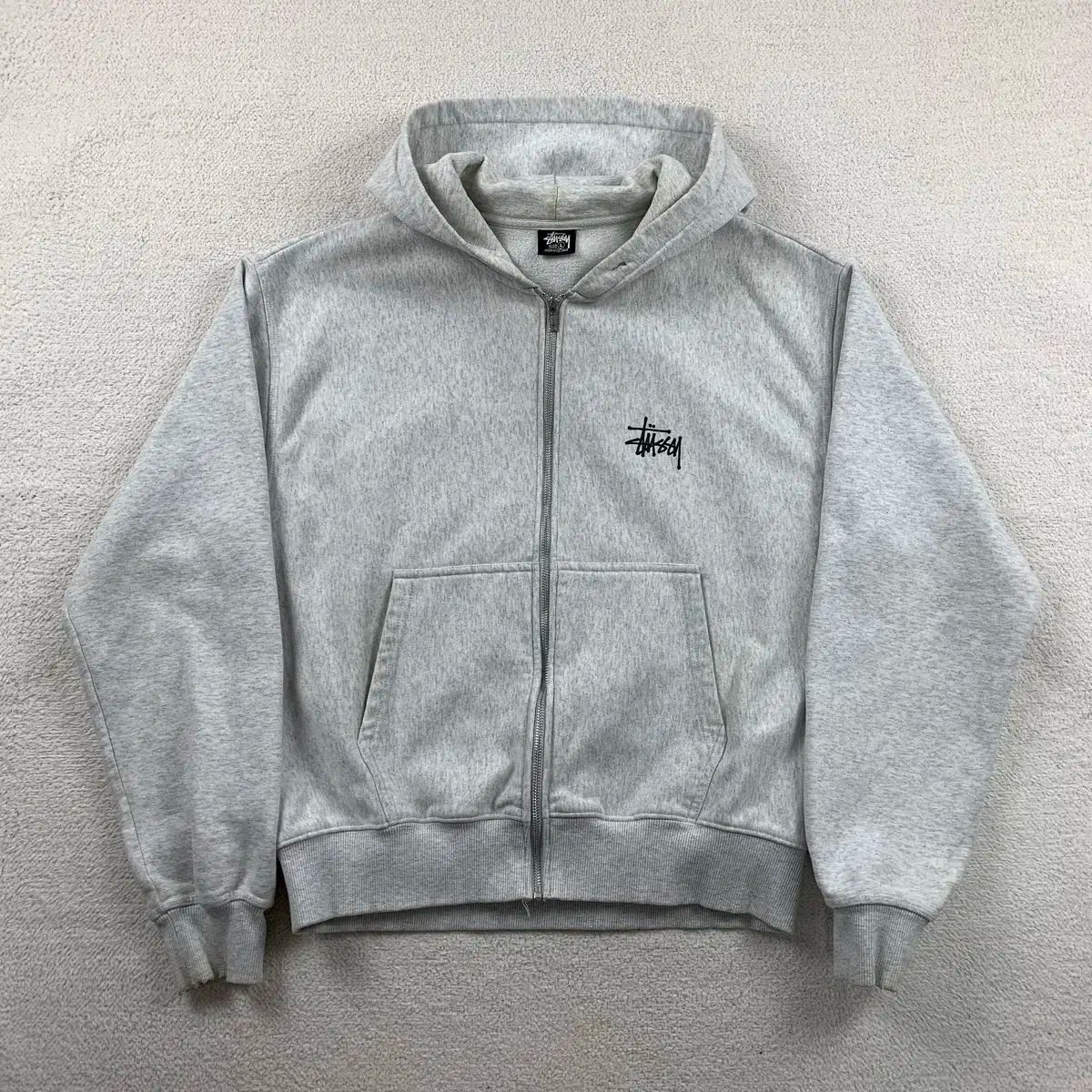 STUSSY グレー フード付きジャケット Stussy グレー フード付きジップ