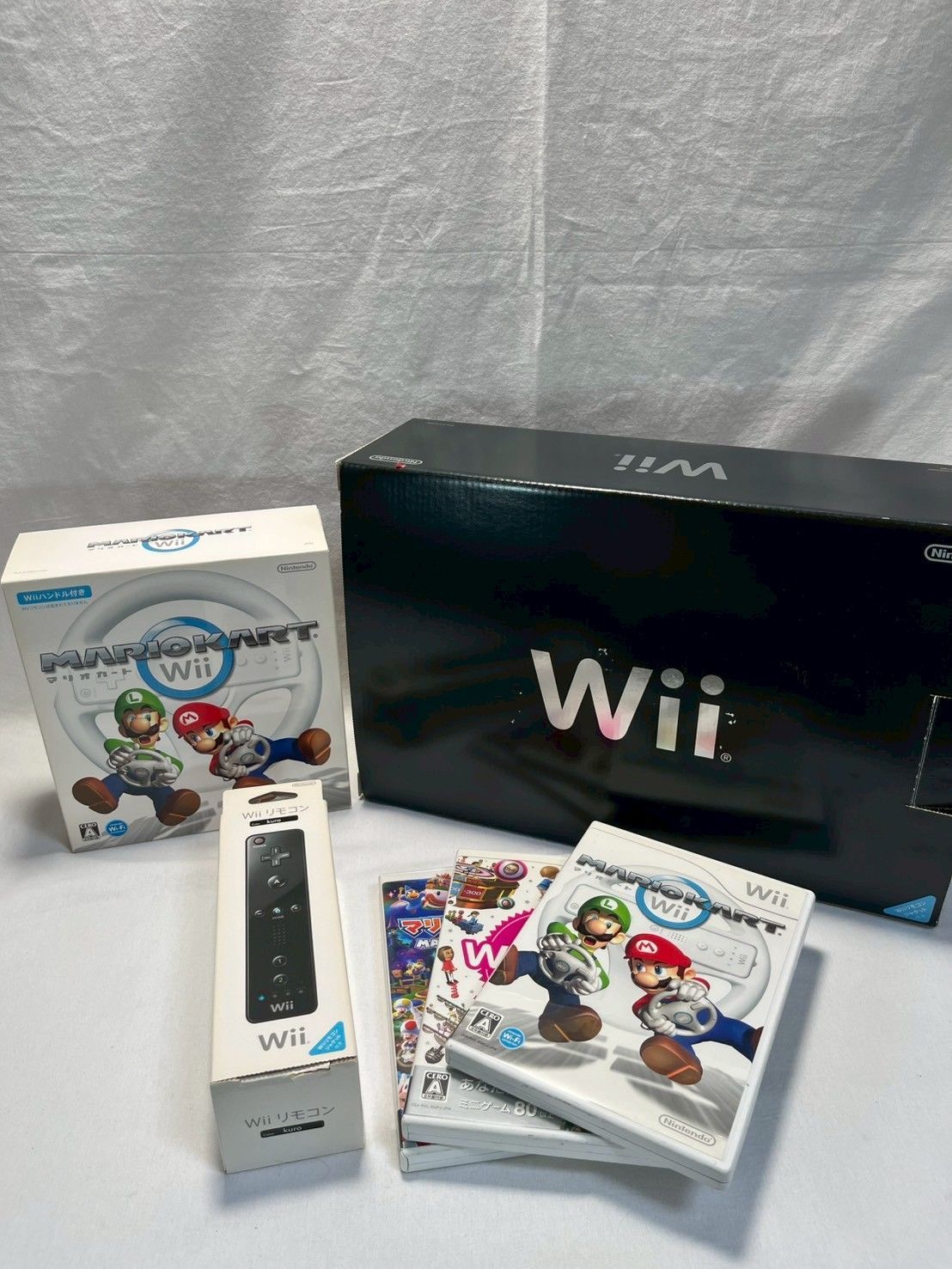 ✨動作未確認✨】Wii/本体一式セッ/黒/マリオカート/ハンドル/ソフト付 
