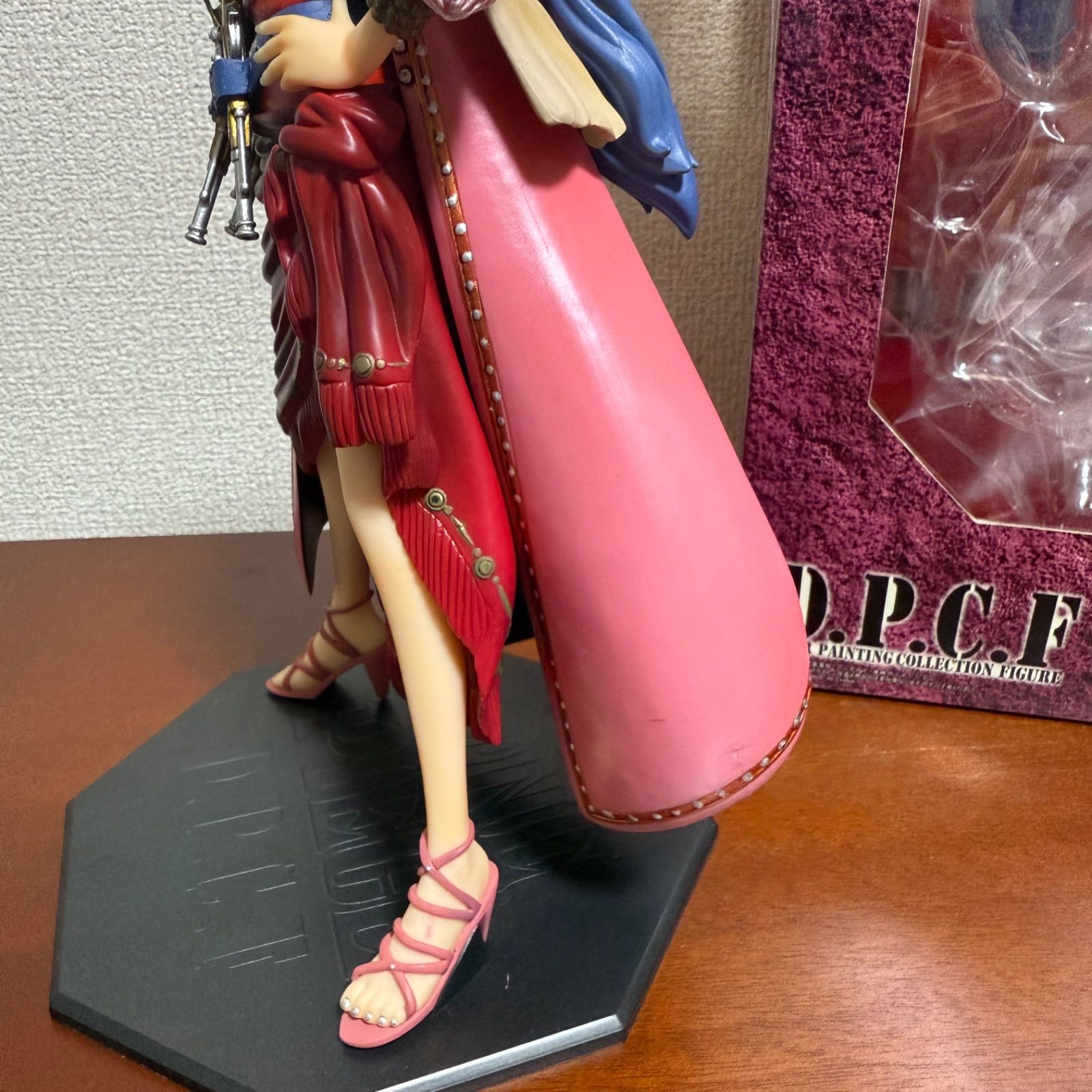 ONE PIECE NEFERTARI VIVI D.P.C.F フィギュア - メルカリ