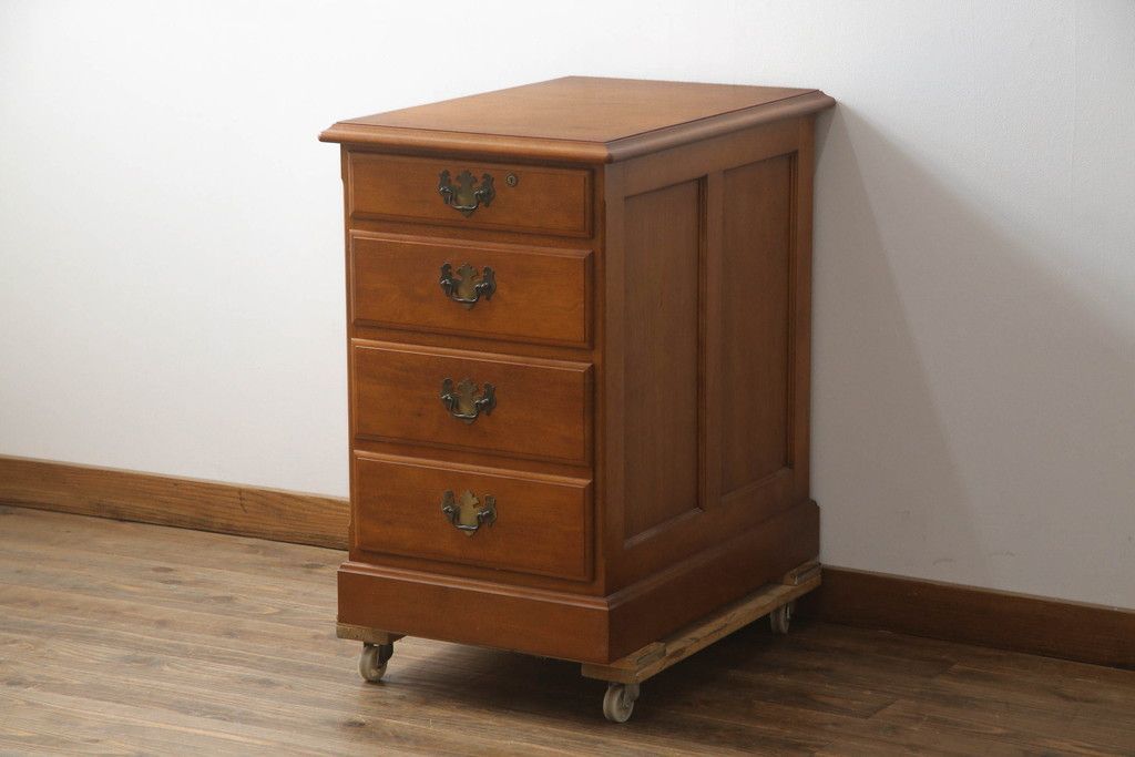 Daniel 横浜ダニエル 電話台 リビングボード サイドボード 棚 チェスト