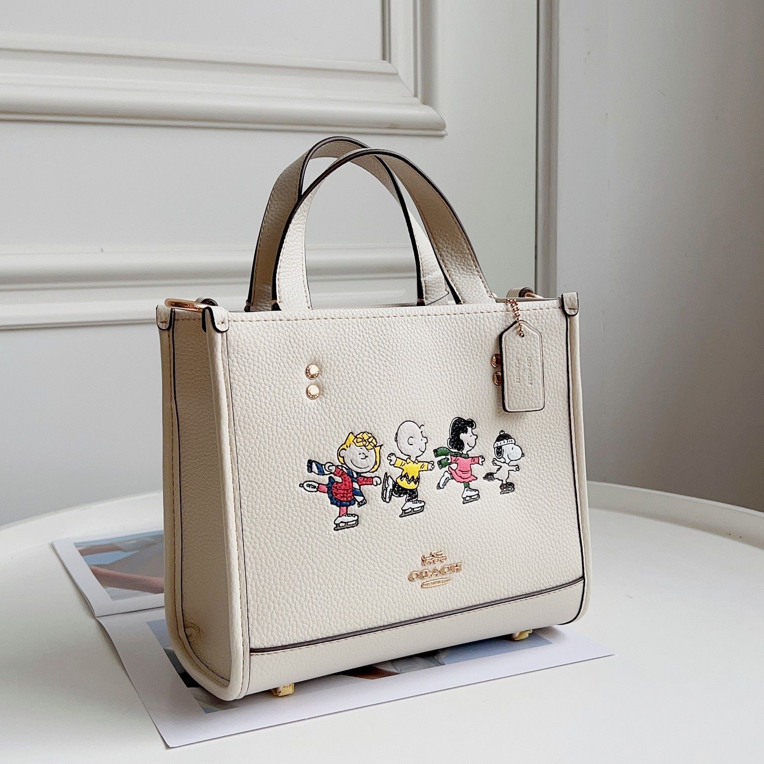 コーチ Coach x Peanuts スヌーピーコラボ トートバッグ CE850 ...