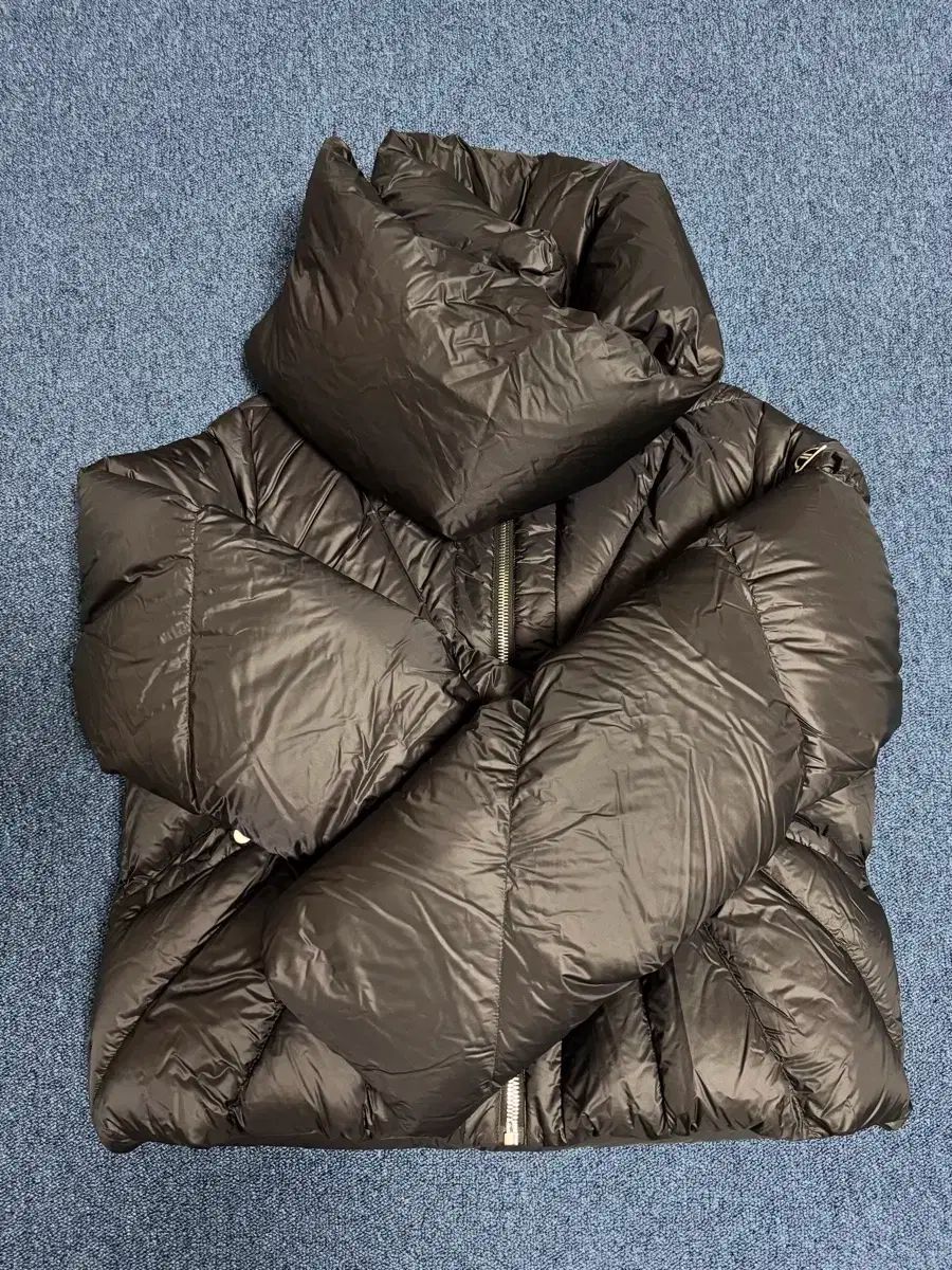 雷市場（ポンジャン）商品韓国直送】 2 ） MONCLER(モンクレール) x Rick Owens(リックオウエンス) トノパー ダウンジャケット  - メルカリ