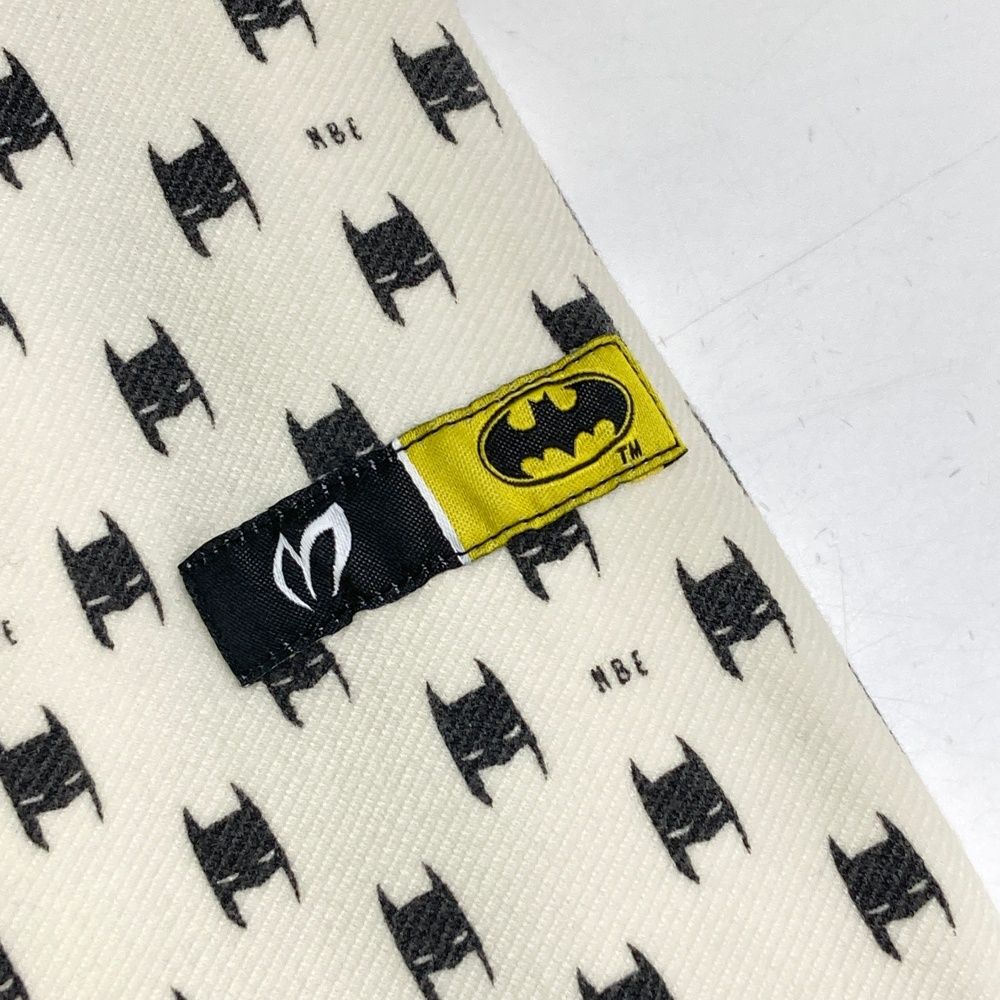 サイズ：2 MASTER BUNNY EDITION マスターバニーエディション × BATMAN