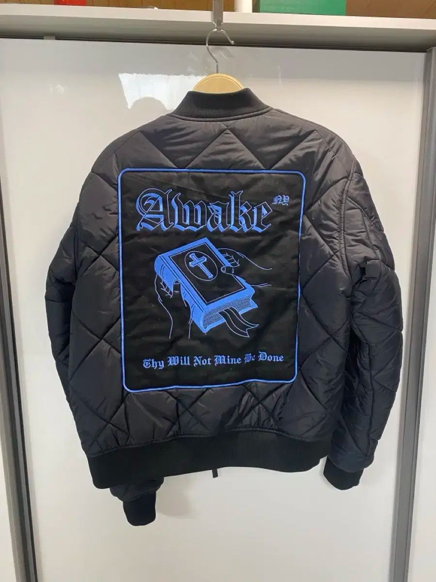 アウェイク ニューヨーク キルティング ボンバー ジャケット 黒 L