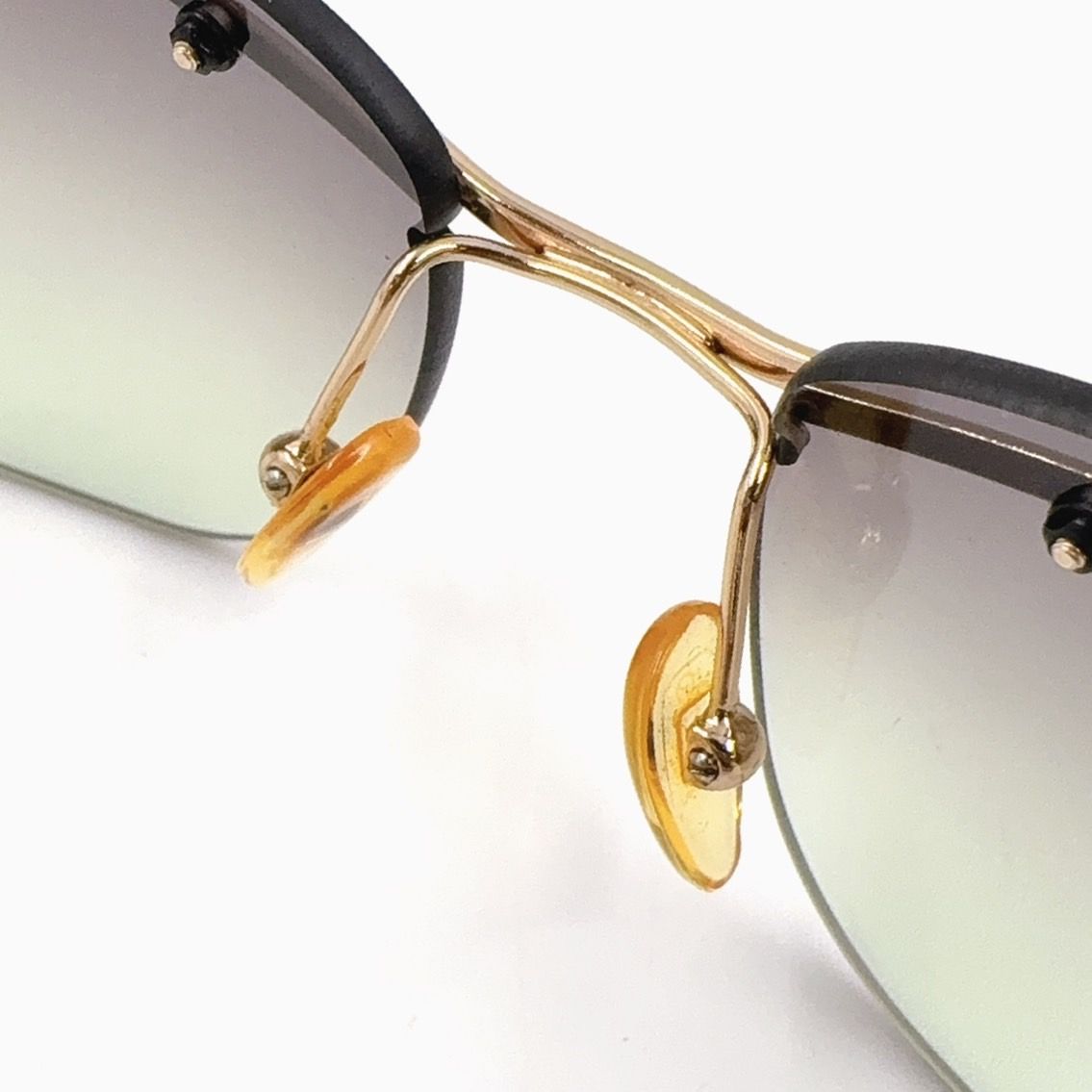 希少✨美品✨GUCCI サングラス　グラデーションクリア　リムレス　グレー GUCCI✦サングラス✦グラデーションクリア グレー ライン