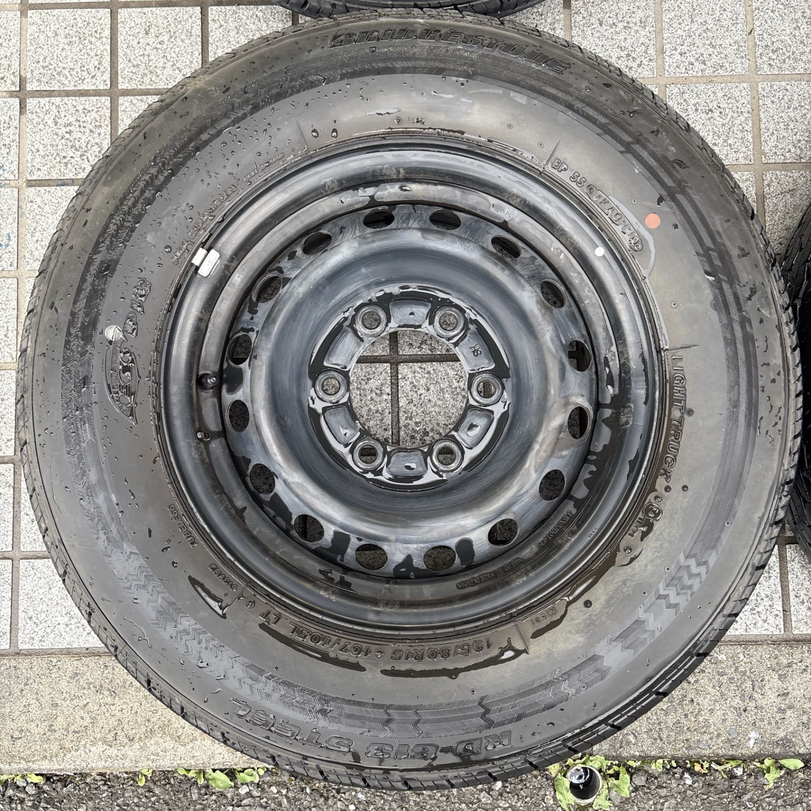 ハイエース　200系　195/80R15　タイヤ　ホイール　鉄チン TOYOTA トヨタ 200系ハイエース 純正スチールホイールタイヤセット 鉄