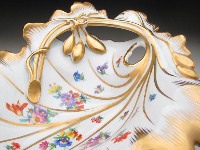 ニンフェンブルク 金彩花束絵