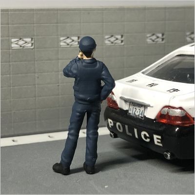 カスタム 現実的 警察ジオラマ 1:64 セット A4サイズ カスタム 現実的 警察ジオラマ 1:64 セット A4サイズ