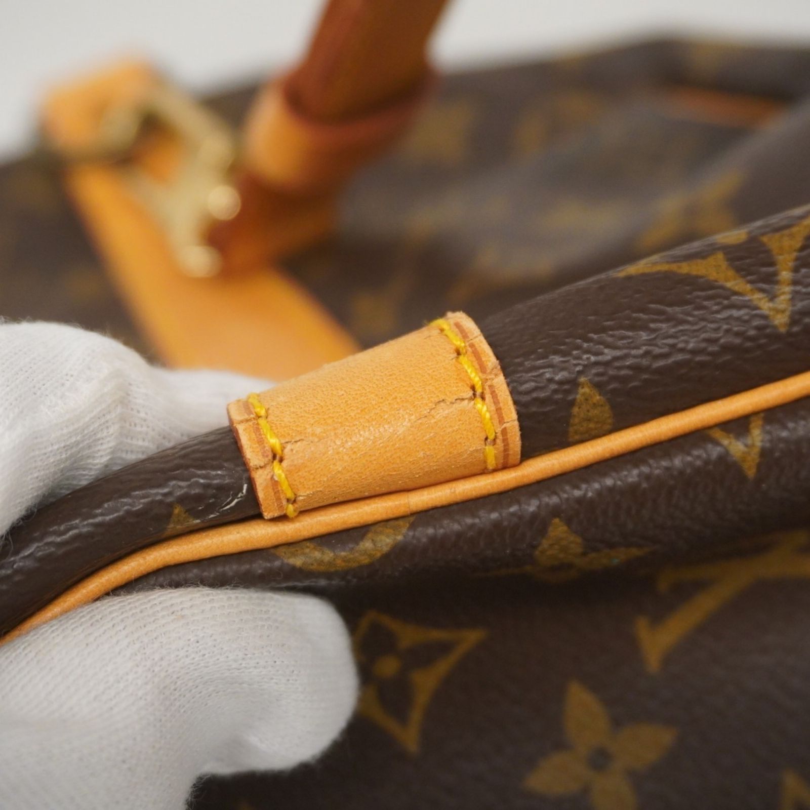 ボストンバッグ