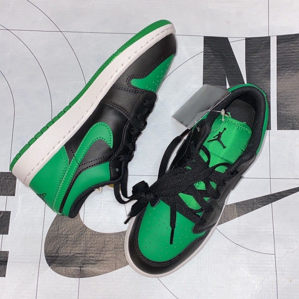 Nike GS Air Jordan 1 Low 