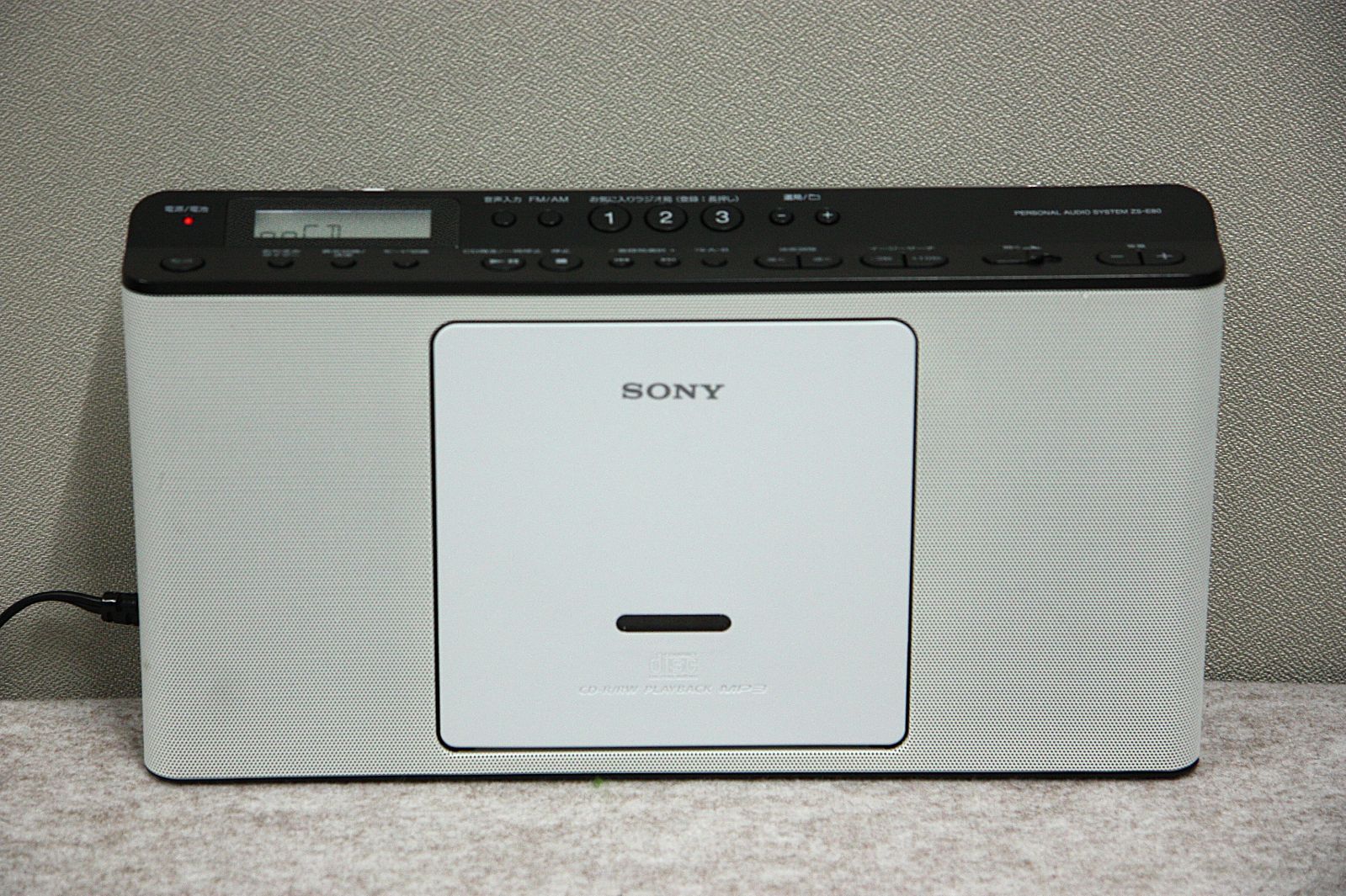 SONY 日本語表記のスリムデザイン