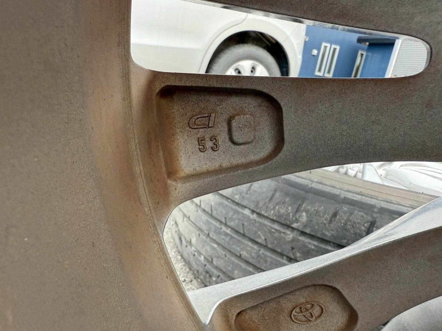 R46