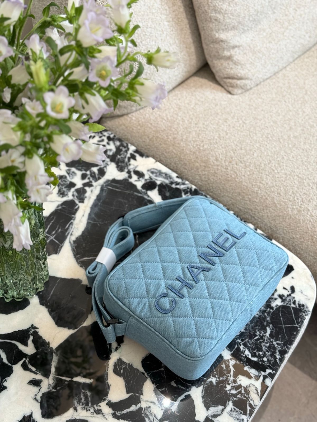 CHANEL　シャネル　アンリミテッド スポーツバック　プールバック　旅行　ジム Lana Del Rey's Gym Bag Is a Chanel Backpack | Vogue