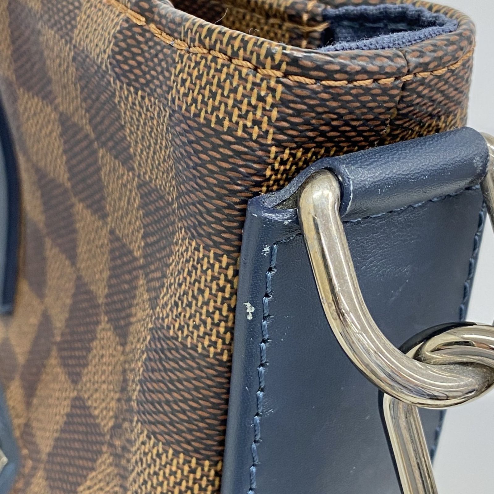 Vuitton ルイ