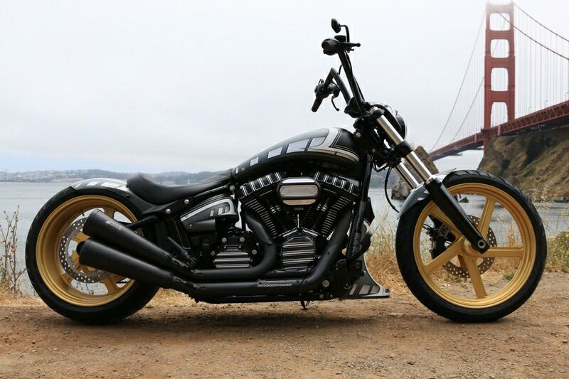 ストレッチガスタンク 2018年以降ソフテイル