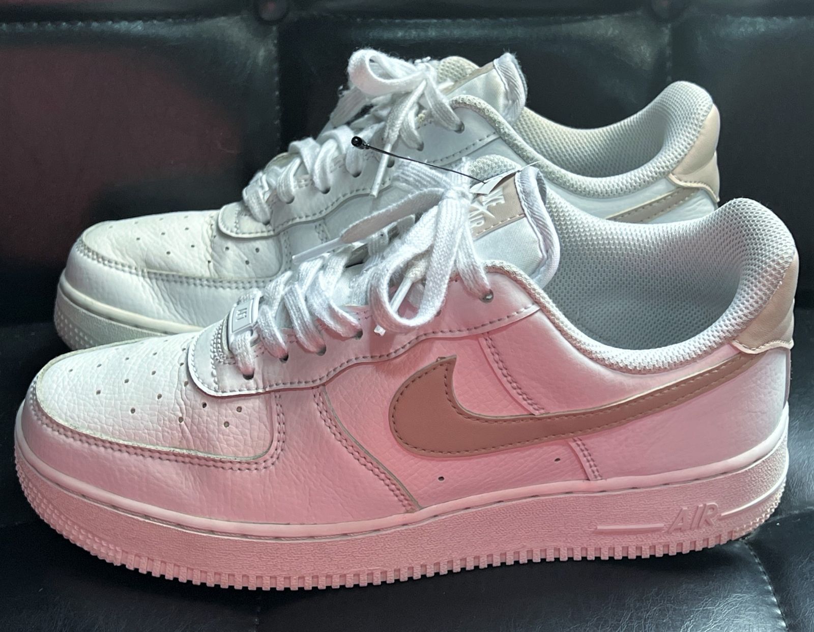 ナイキ WMNS AIR FORCE 1 