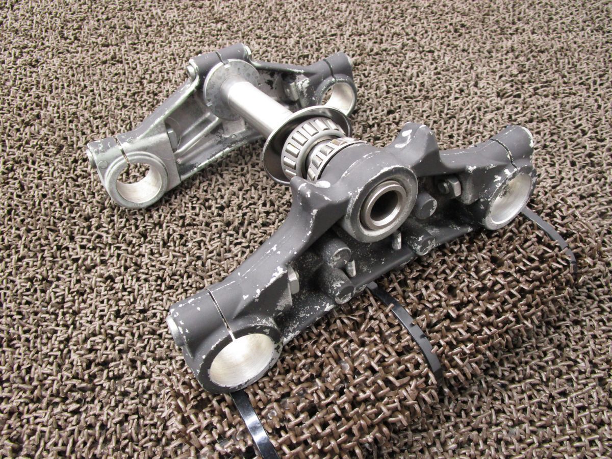 ドカティ 350XL パンタ PAIOLI トップブリッジ ステム A6059 DM350XL ドゥカティ DM350L DUCATI キャブ車 BRIGHTFACE_UK