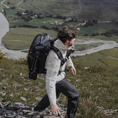  PGYTECH P CB 195 OnePro Focux Backpack 25 L スペースブラック 納期約１ ５ヶ月 カメラバッグ カメラアクセサリー