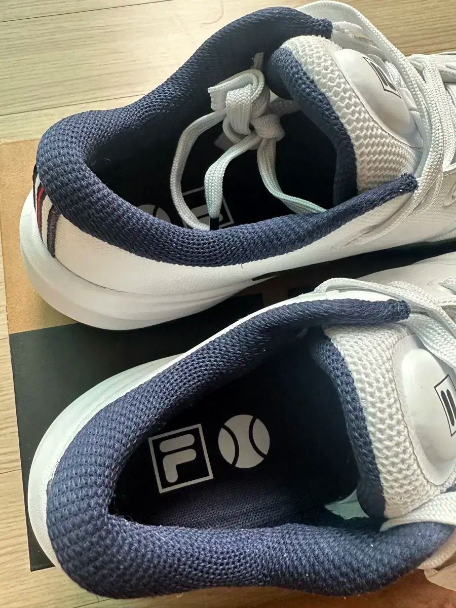 テニスシューズ ACE