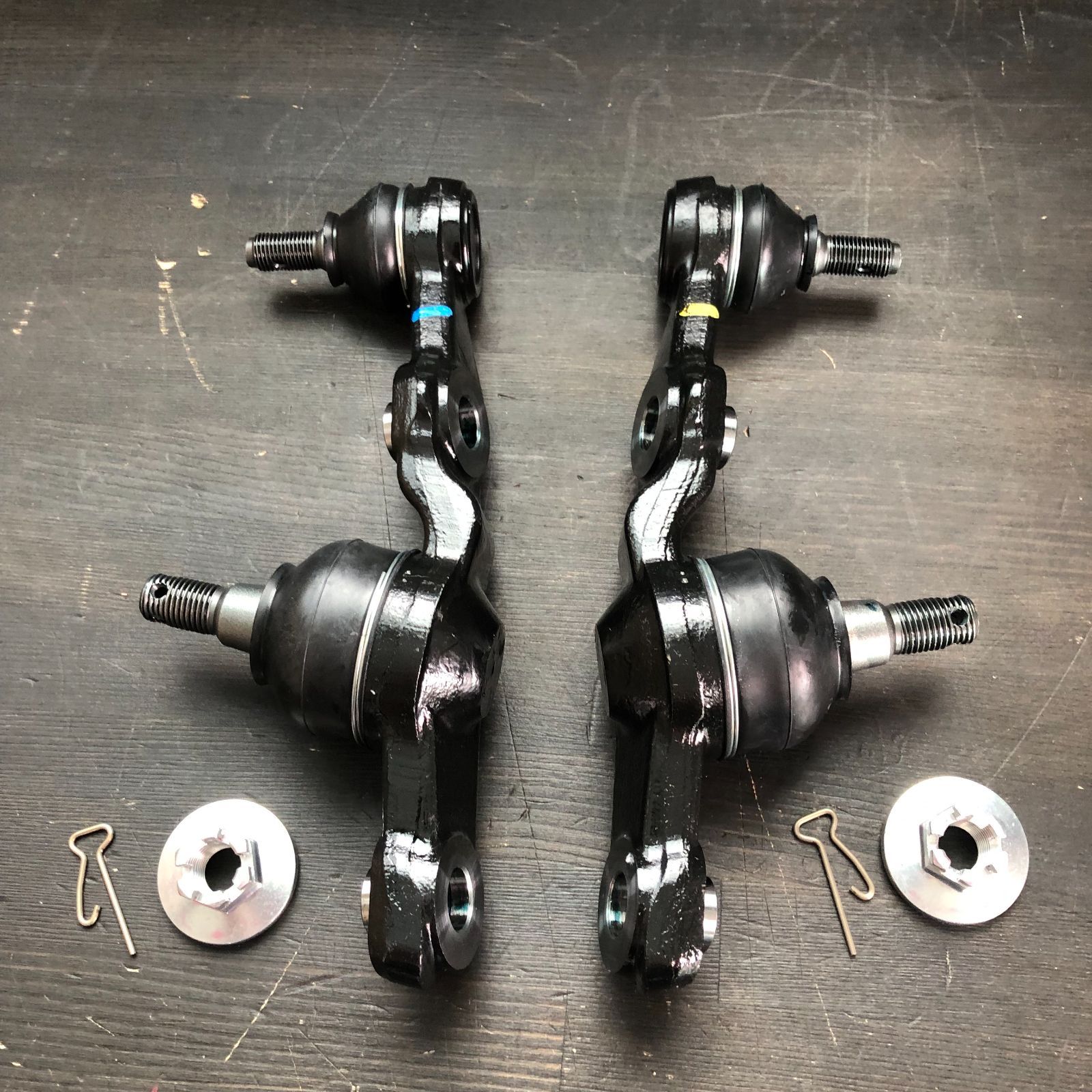 トヨタ レクサス RS35 GS フロントロワーボールジョイント 左右 トヨタ レクサス RS35 GS フロントロワーボールジョイント 左右 JOINT
