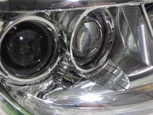 ヘッドライト左右 LED