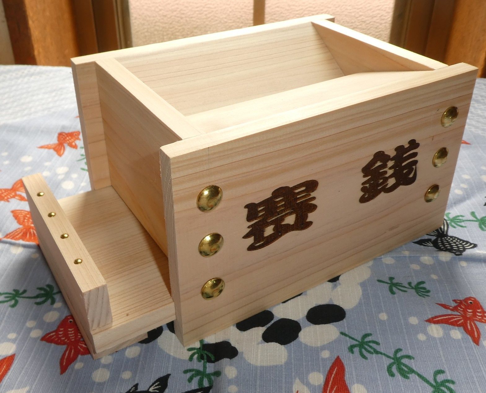 楽天市場】【日本製・栓材】賽銭箱 6寸 返し蓋・文字入り品 幅