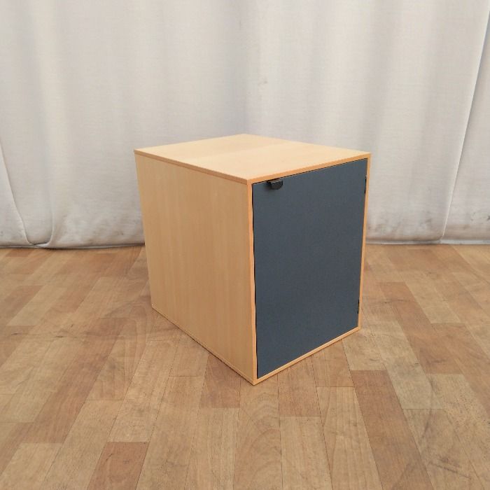 【中古】 Kools コールス チャコールグレー 書類収納 スタッキングボックス B4収納 小物収納 収納ボックス 収納ケース 仕事 DVD収納 飾り棚