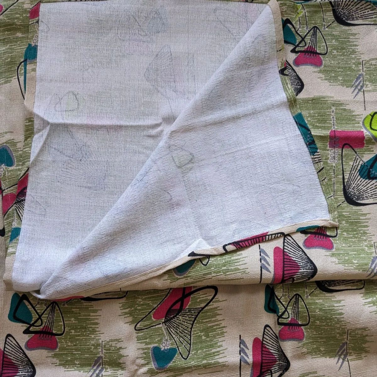 50's柄カーテン2枚ベージュブーメラン180cm 50's柄カーテン2枚