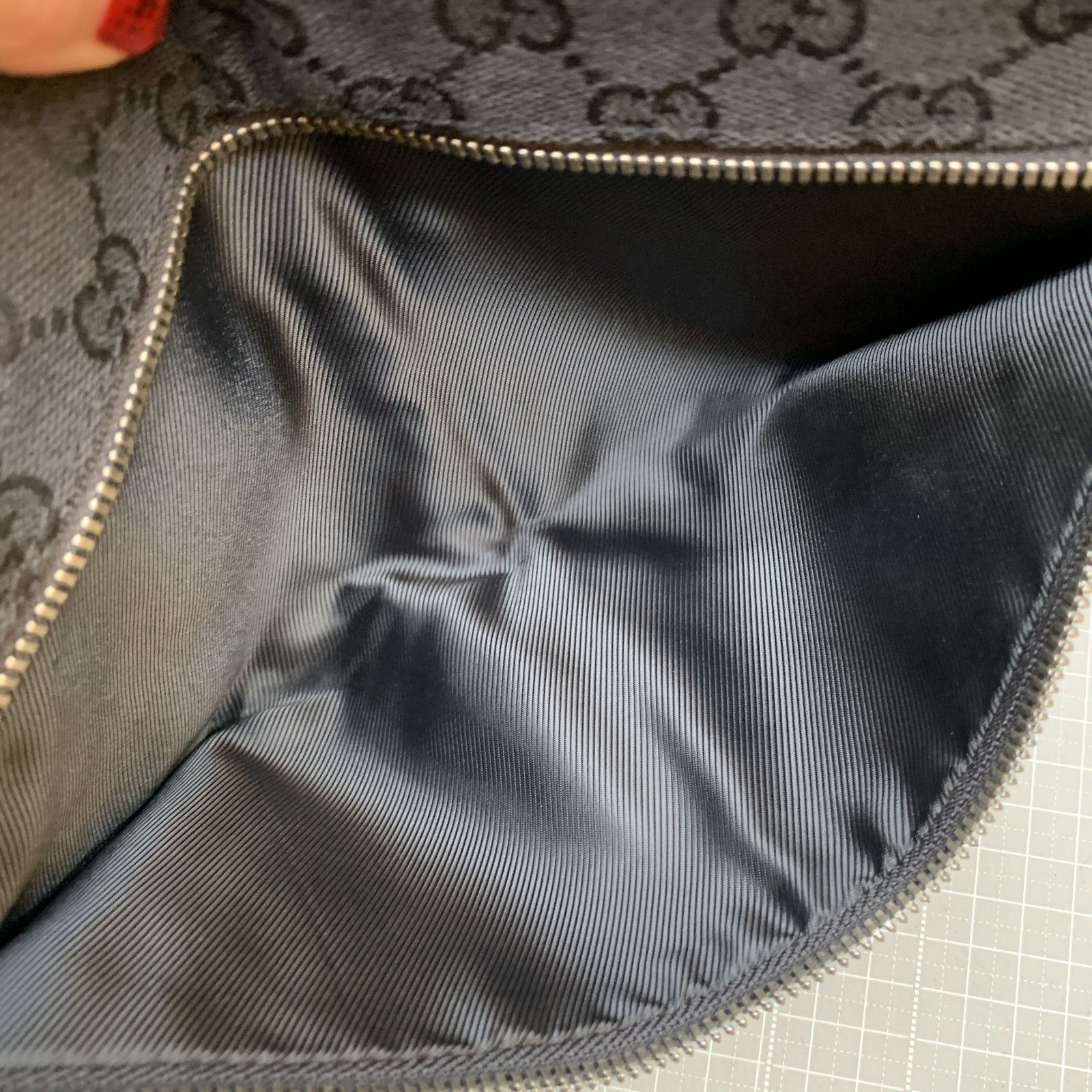 J381 GUCCI グッチ GGキャンバス メンズ ショルダーバッグ ボディ 