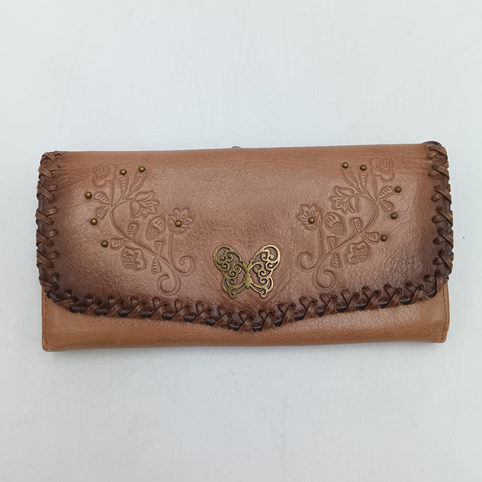 美品 ANNA SUI アナスイ 蝶モチーフ がま口 財布 楽天市場】展示品箱なし アナスイ 財布 長財布 がま口財布 濃紫