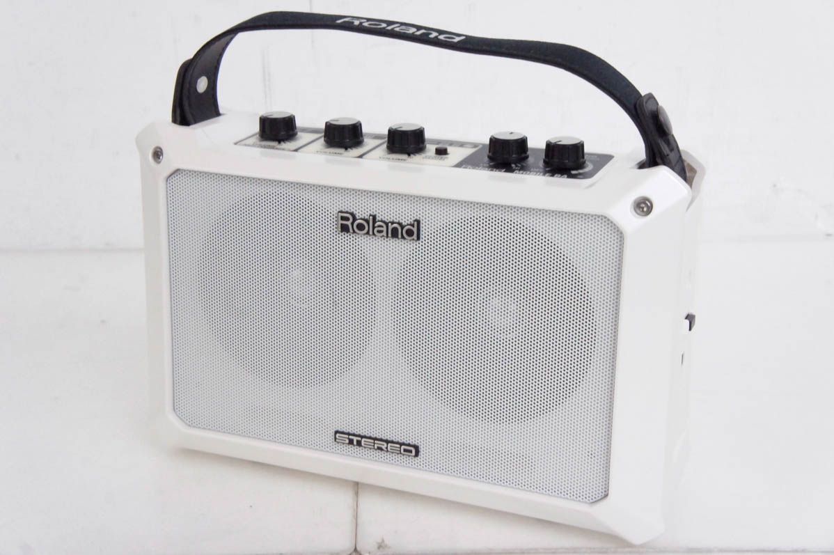 Roland MOBILE BA ポータブル キーボードアンプ マイク入力有 白 Roland MOBILE BA ポータブル キーボードアンプ マイク入力有 白