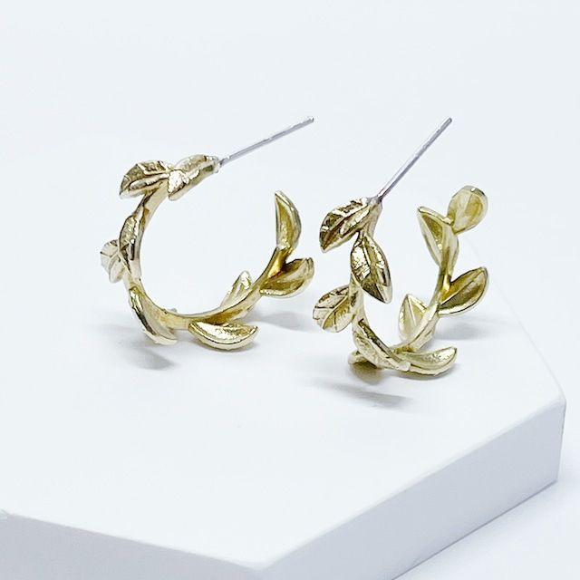 ete リーフフープピアス　ほぼ未使用 ete｜リーフ フープピアス | Rakuten Fashion(楽天ファッション